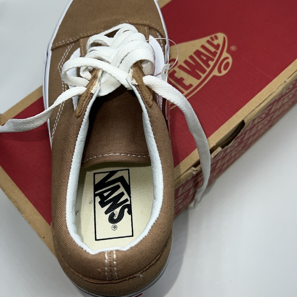 🤎NWT VANS OLD SKOOL VINTAGE SNEAKER IN TIGERS EYE/TRUE WHITE - Picture 12 of 15